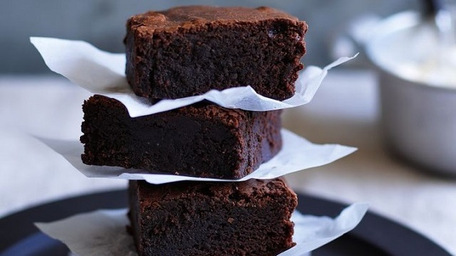 Jessen’s Deli Fudge Brownie – Rich, Soft & Gooey Chocolate Dessert