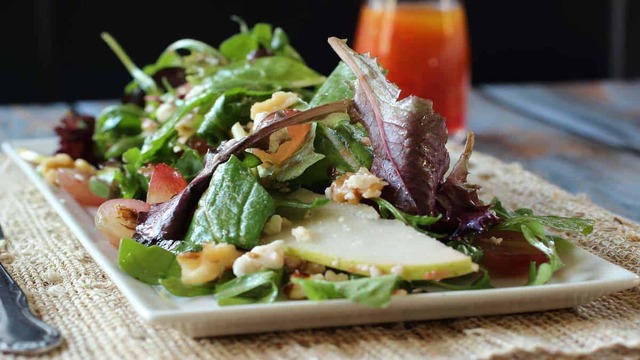 Gorgonzola Salad – Fresh & Bold Gourmet Salad