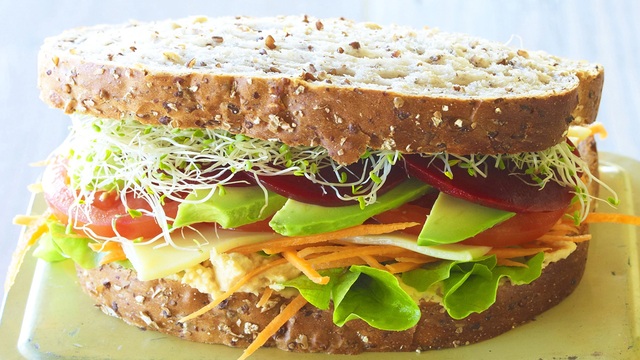 Salad Sandwich – Fresh & Healthy Classic Sandwich