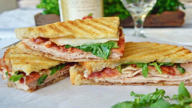 Smokehouse – Smoky & Savory Flavor Packed Sandwich