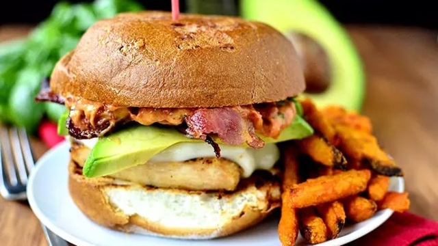 White Russian Sandwich – Fresh & Signature Deli Style